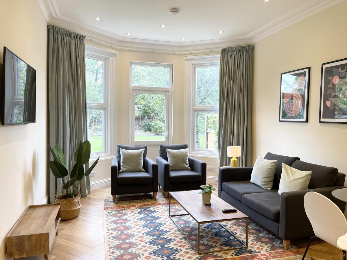Glenlyn Hotel & Apartments Барнет Стая снимка