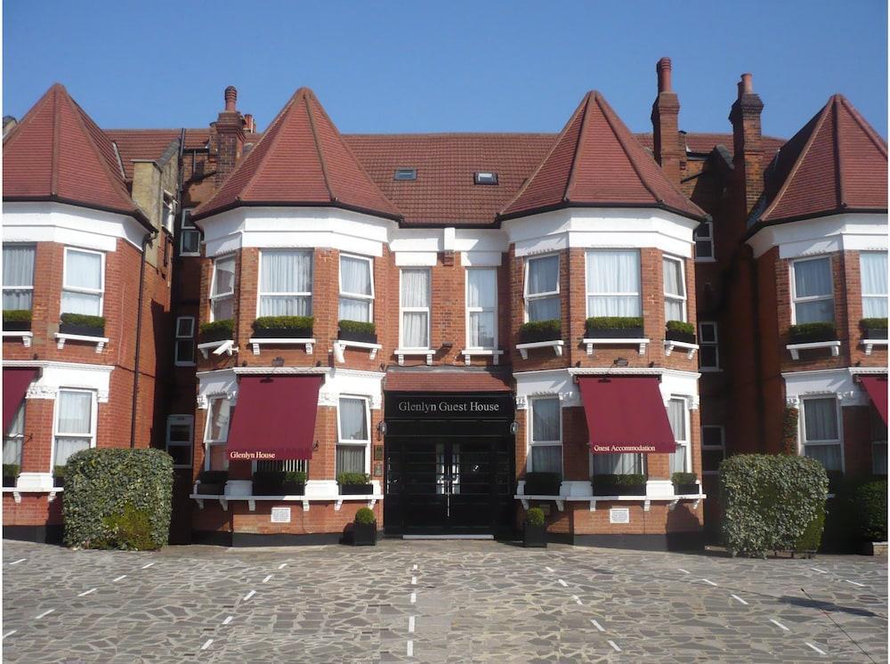 Glenlyn Hotel & Apartments Барнет Екстериор снимка