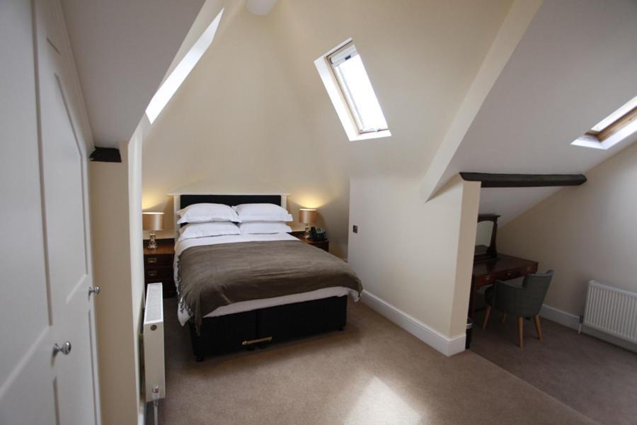 Glenlyn Hotel & Apartments Барнет Стая снимка