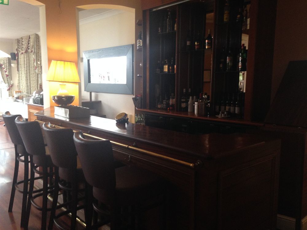 Glenlyn Hotel & Apartments Барнет Екстериор снимка